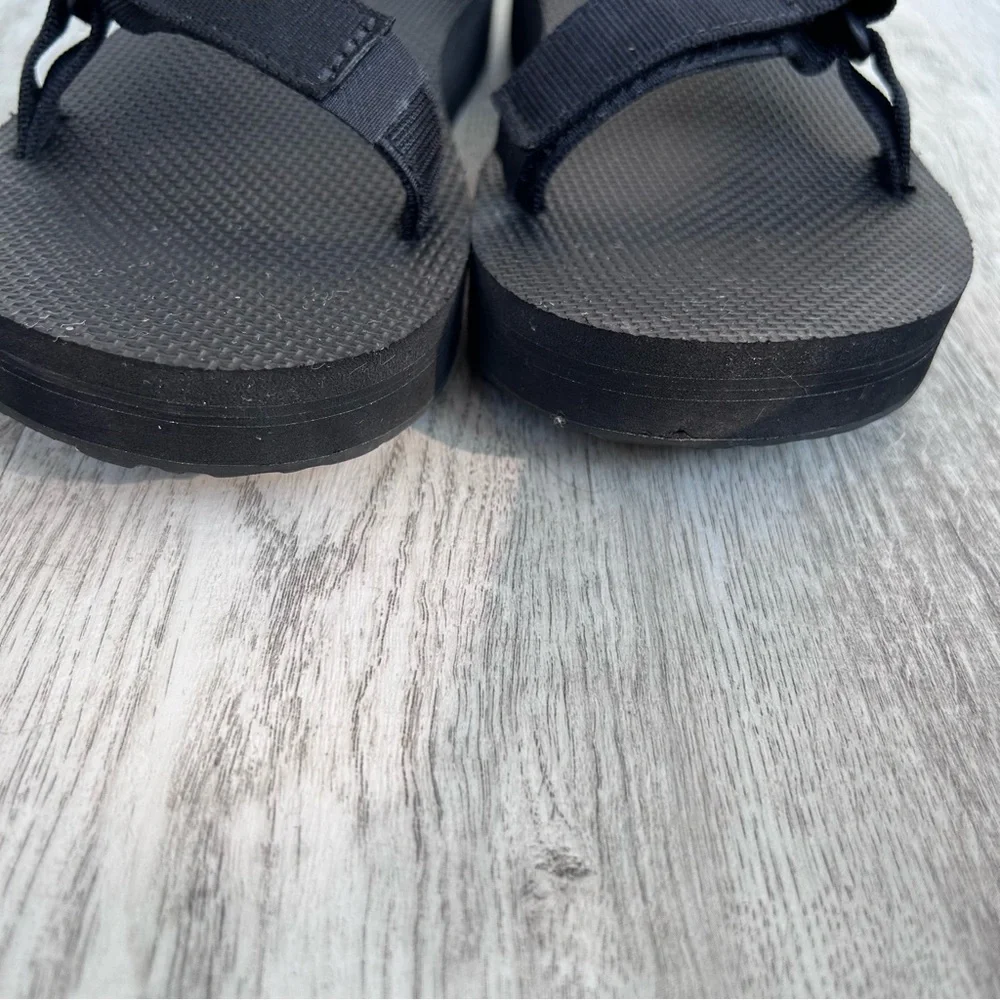 Teva Midform Universal Sandals Womens Size 10 Black Strappy Minimalist platform - Picture 4 of 10